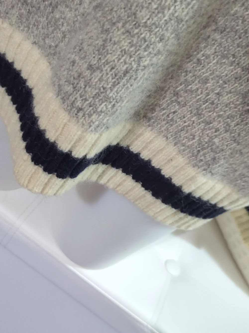 Boathouse Row Wool Sweater Size Large | Cozy Heavy Knit Cabin Cottagecore - Picture 14 of 16